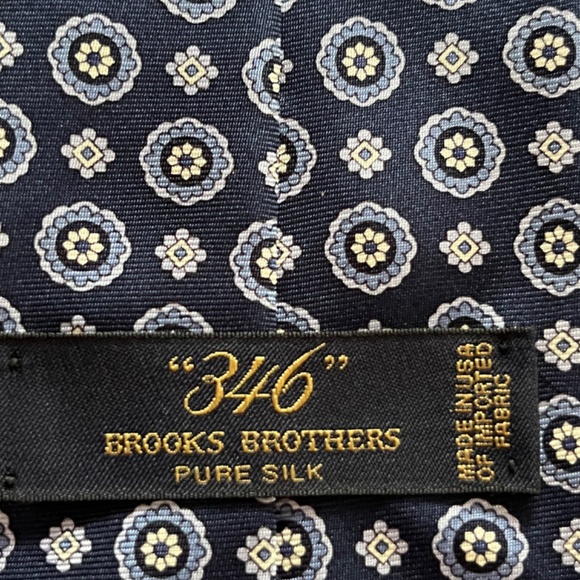 Brooks Brothers ‘346’ Silk Tie - Picture 3 of 6